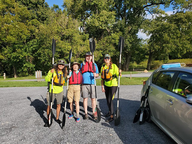 Kayakers with instructors at Seven Bends State Park